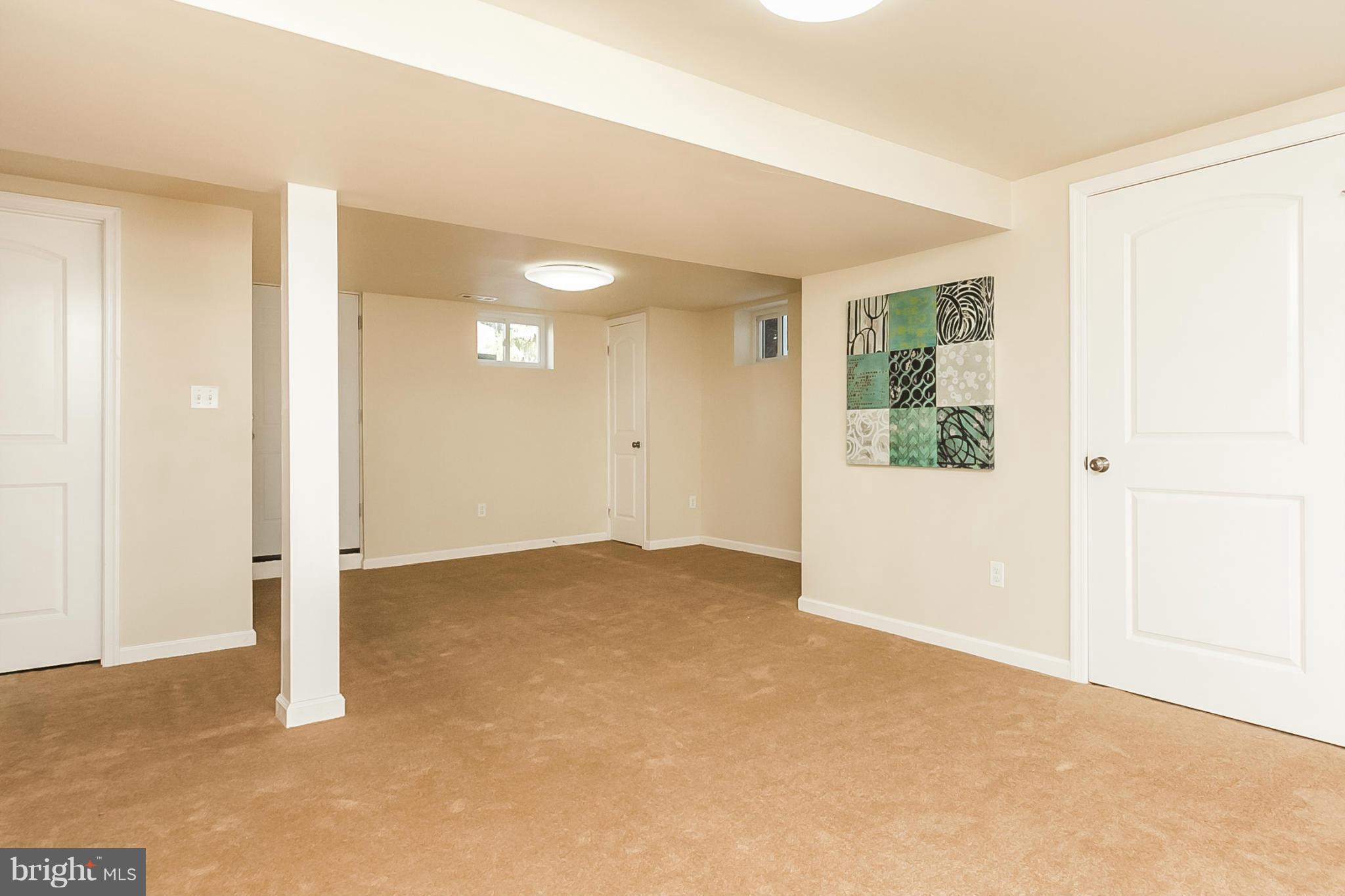3218 Fairview Road Baltimore, MD 21207 - Photo 26 of 30 Family Room