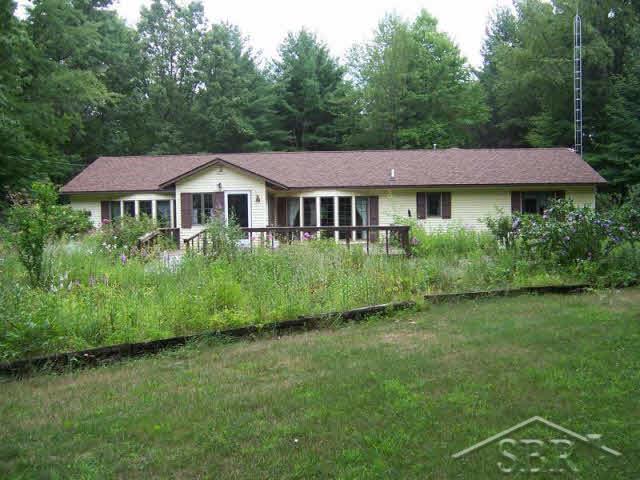 11100 Fowler Road Brant, MI 48614 - Photo 5 of 10 20035120-4.JPG