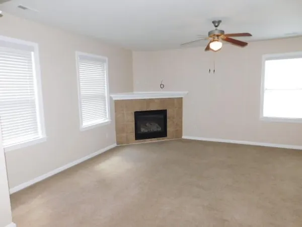 $2,450 | 3543 Aberdeen Way, Douglasville, GA 30135