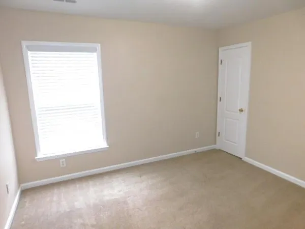 $2,450 | 3543 Aberdeen Way, Douglasville, GA 30135