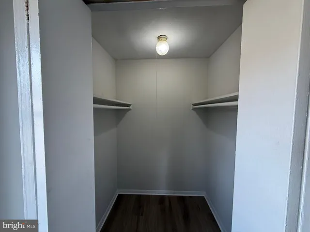 a view of utility room