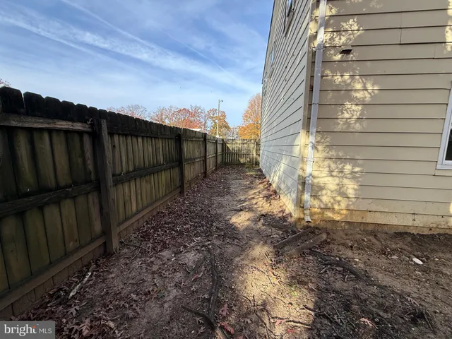 a view of a pathway of a yard