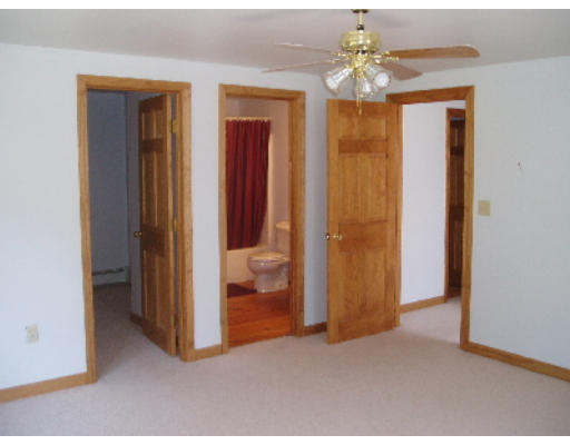 55 Chestnut Hill Road Warwick, MA 01378 - Photo 4 of 5