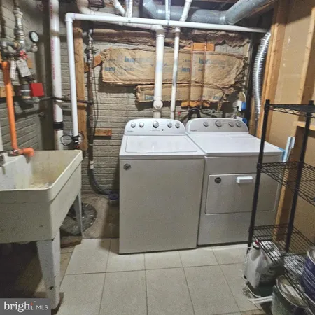 $2,700 | 7805 Sabre Court, Manassas, VA 20109