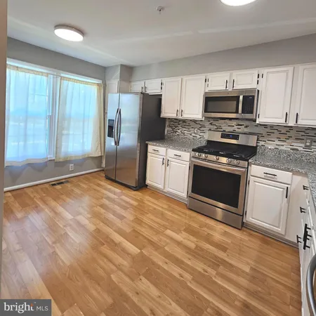 $2,700 | 7805 Sabre Court, Manassas, VA 20109