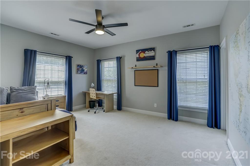 5829 Savona Terrace Fort Mill, SC 29708 - Photo 33 of 47 Gallery Image 33