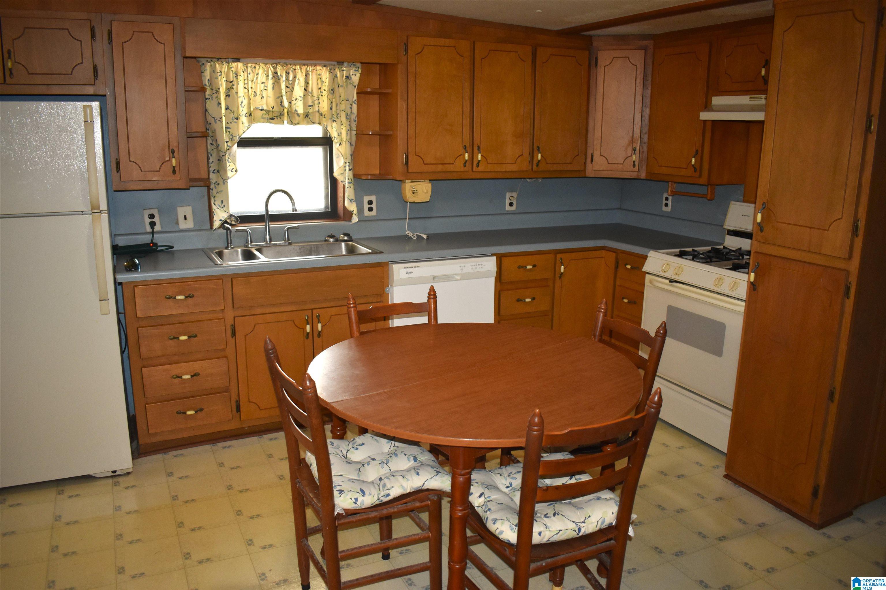 3030 Arkadelphia Road Hayden, AL 35079 - Photo 9 of 25