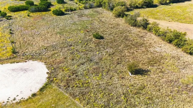 a picture of a bathroom