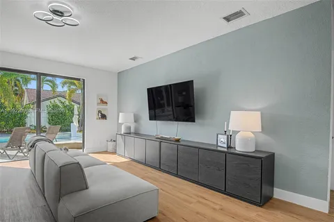 $1,200,000 | 17504 Southwest 12th Street, Pembroke Pines, FL 33029