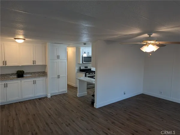 $45,999 | 881 North Lake Street, Unit 357, Hemet, CA 92544