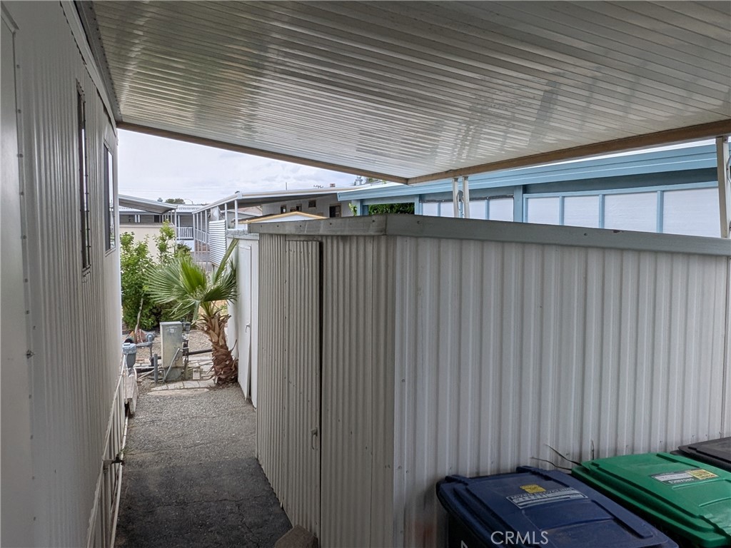 881 North Lake Street, Unit 357 Hemet, CA 92544 - Photo 25 of 29 a view of a porch