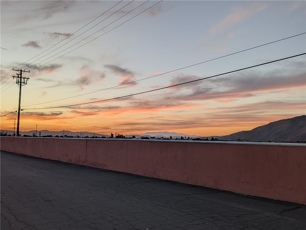 881 North Lake Street, Unit 357 Hemet, CA 92544 - Photo 27 of 29 a view of an ocean and beach