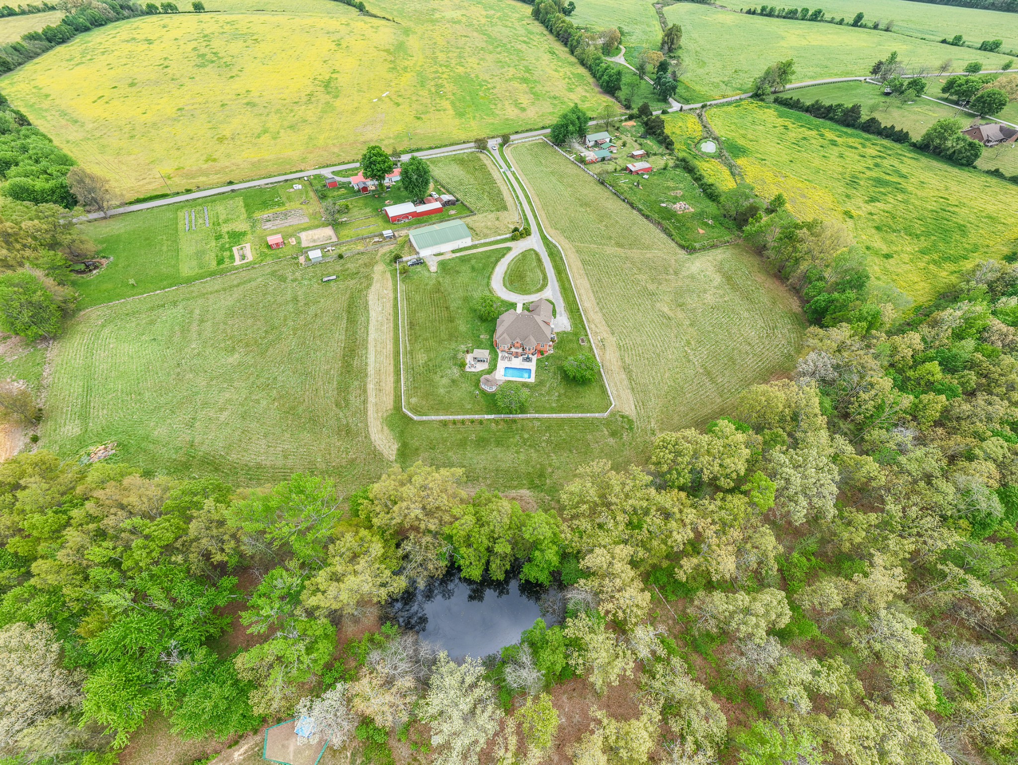 2015 Spry Road Bradyville, TN 37026 - Photo 63 of 77 a view of a swimming pool