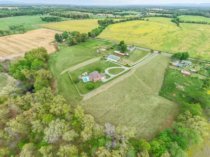 $730,000 | 2015 Spry Road, Bradyville, TN 37026