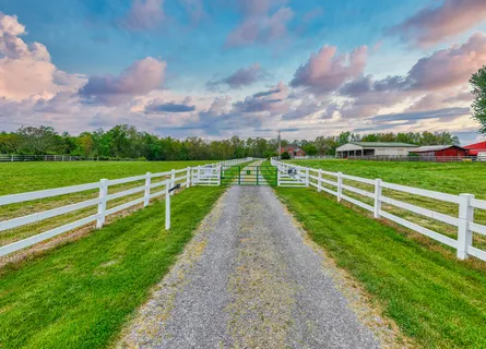 $730,000 | 2015 Spry Road, Bradyville, TN 37026