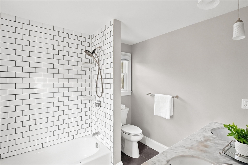 14 Willow Road Marblehead, MA 01945 - Photo 21 of 42