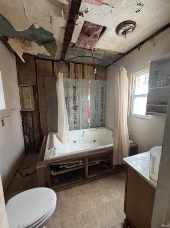 $39,999 | 806 East Summit Street, Attica, IN 47918