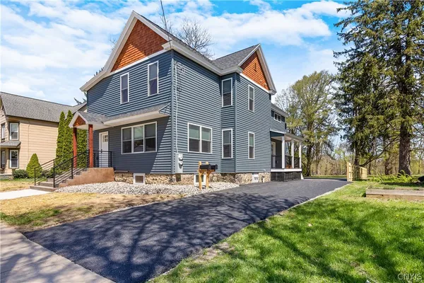 $2,200 | 69 1/2 Syracuse Street, Van Buren, NY 13027