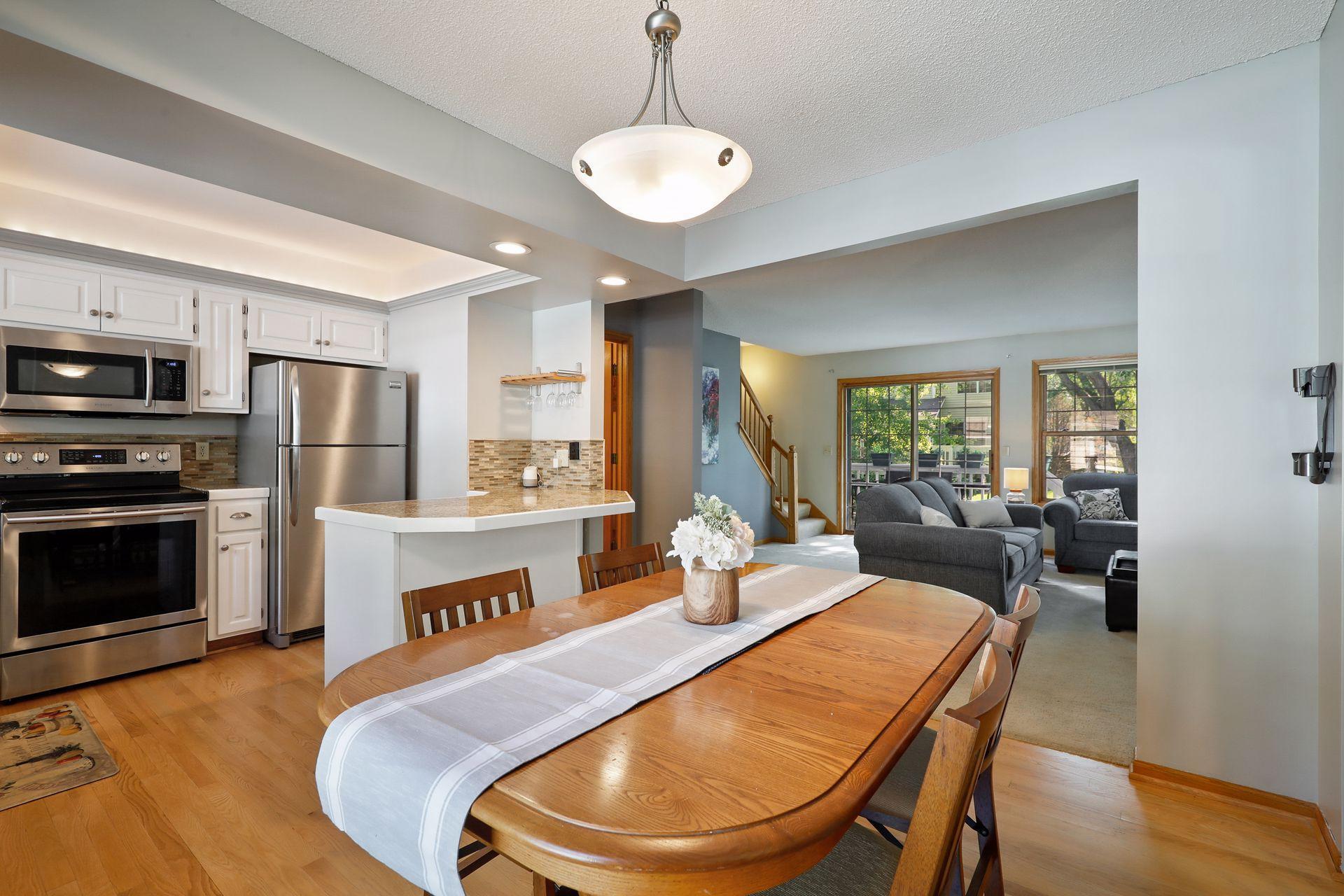 4927 Bayswater Road Minnetonka, MN 55345 - Photo 13 of 32 Gallery Image 13
