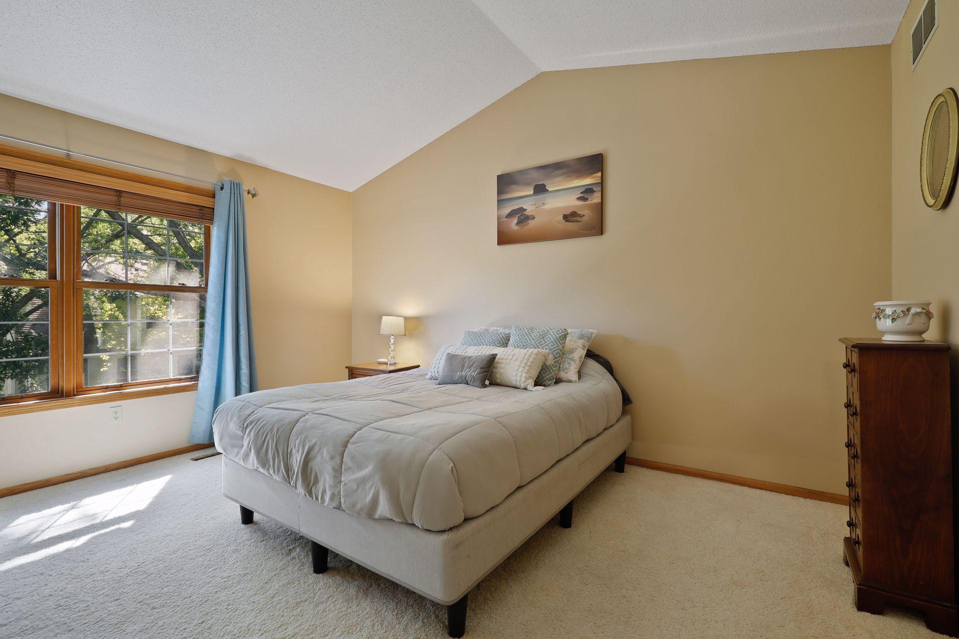 4927 Bayswater Road Minnetonka, MN 55345 - Photo 15 of 32 Gallery Image 15