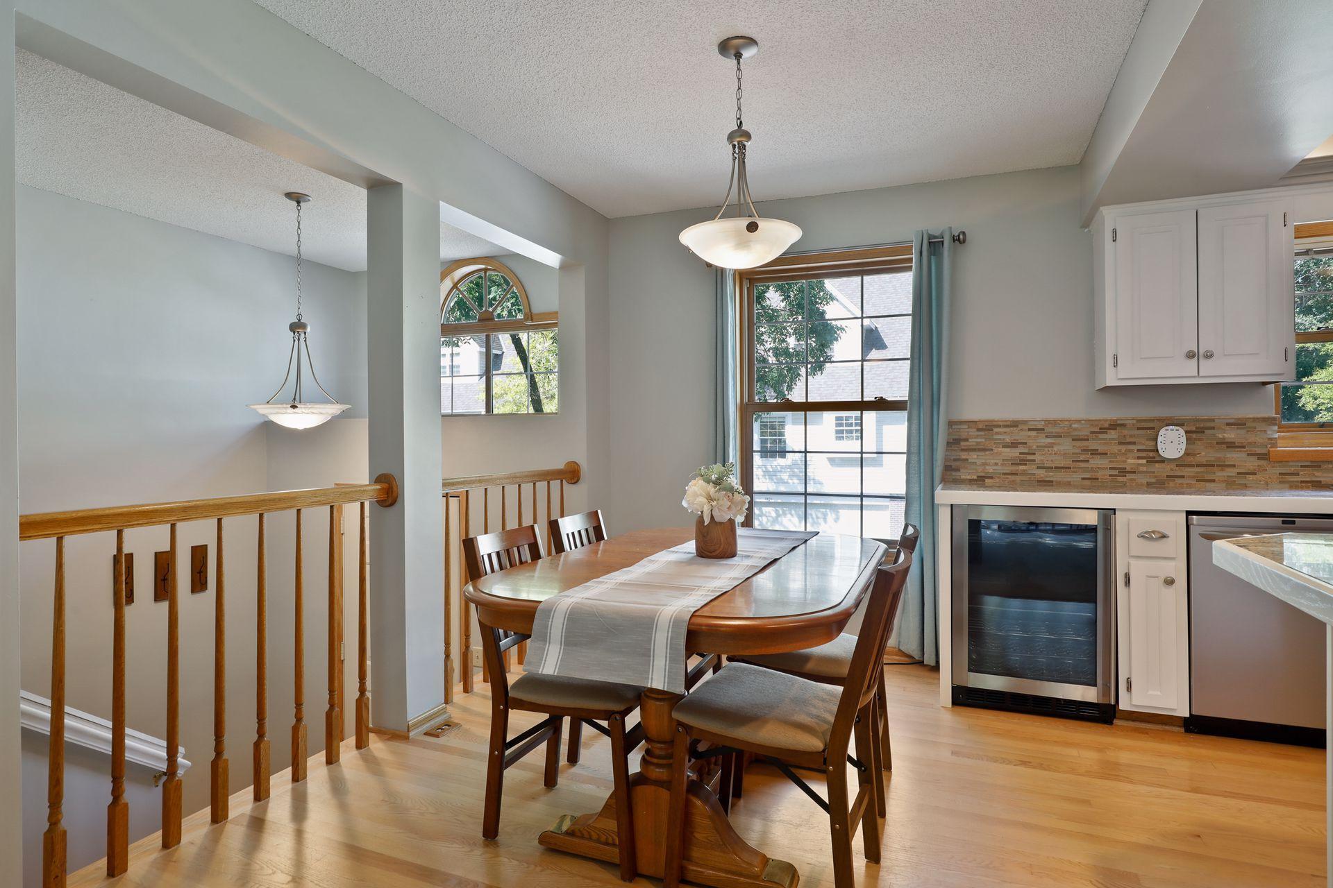 4927 Bayswater Road Minnetonka, MN 55345 - Photo 7 of 32 Gallery Image 7