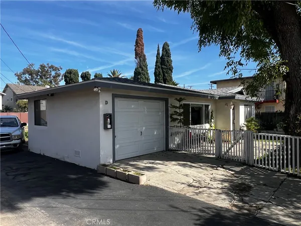 $3,600,000 | 2525 Elden Avenue, Costa Mesa, CA 92627