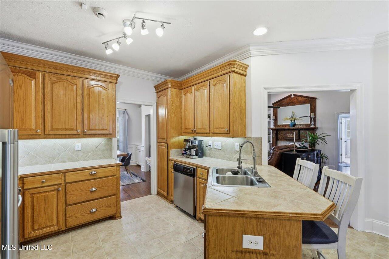 103 Cody Lane Brandon, MS 39042 - Photo 12 of 37 14-103 Cody Lane _ Home Tours MS