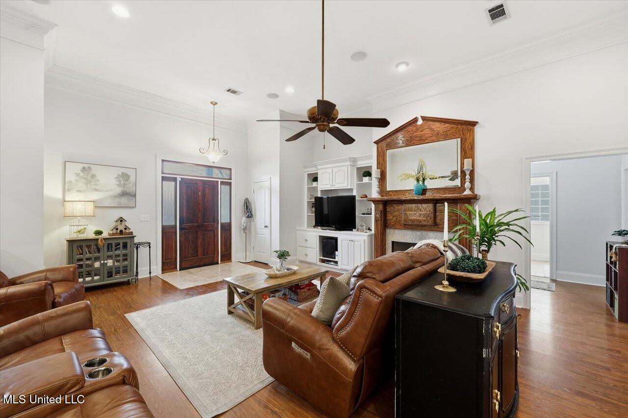 103 Cody Lane Brandon, MS 39042 - Photo 8 of 37 10-103 Cody Lane _ Home Tours MS