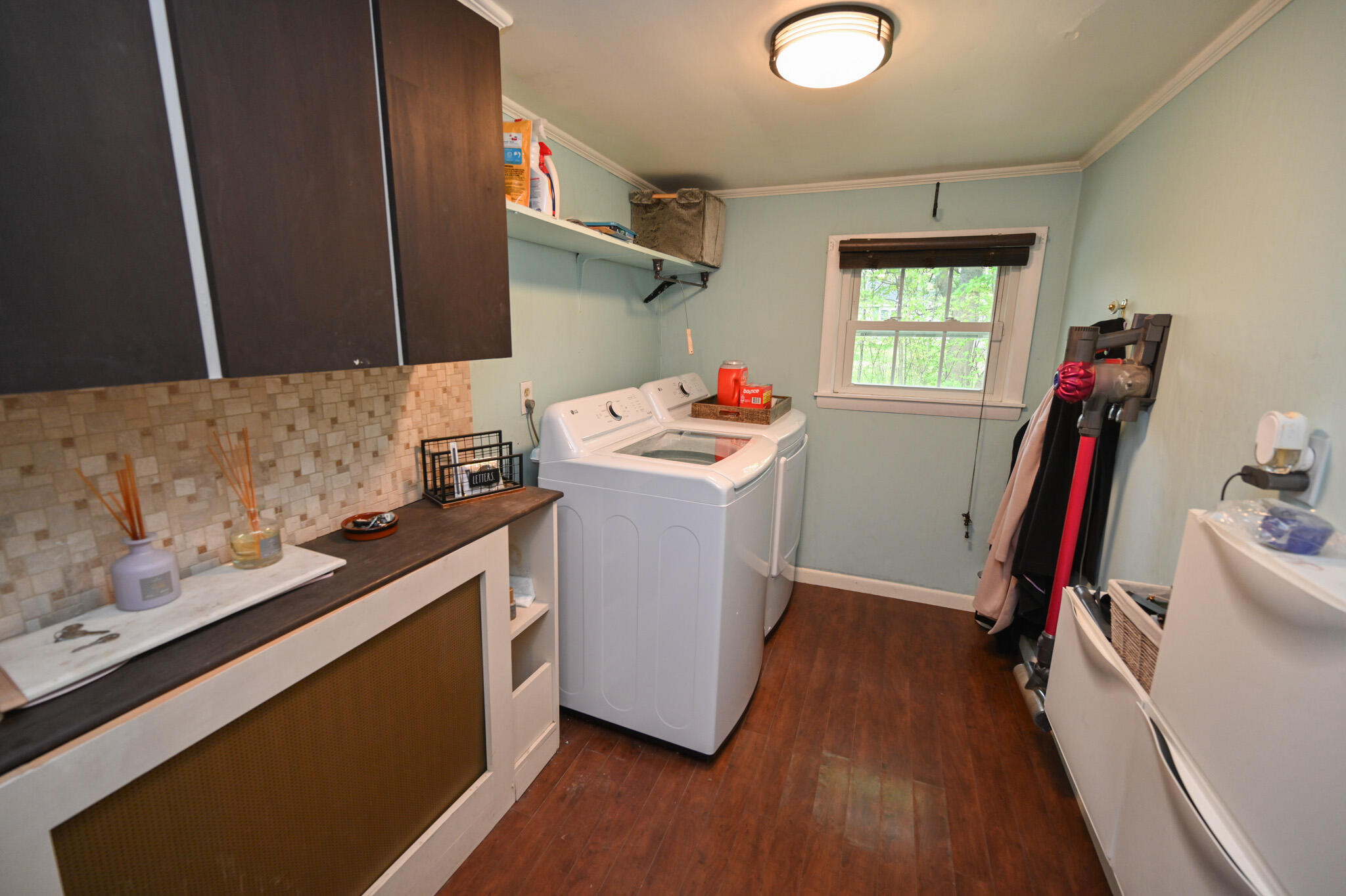 4 Harrison Avenue Orrington, ME 04474 - Photo 11 of 29 Laundry & Mudroom
