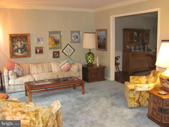 7109 Devonshire Road Alexandria, VA 22307 - Photo 14 of 17 Living Room