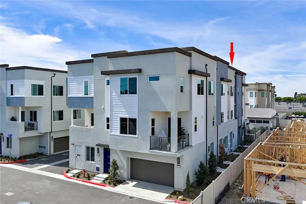 $969,990 | 7255 Aura Circle, Huntington Beach, CA 92647