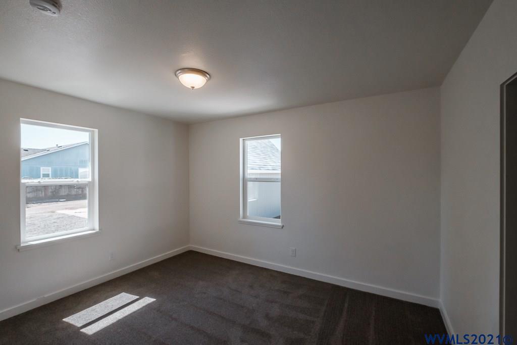 2120 Stoltz Hill Road Lebanon, OR 97355 - Photo 30 of 42 Gallery Image 30