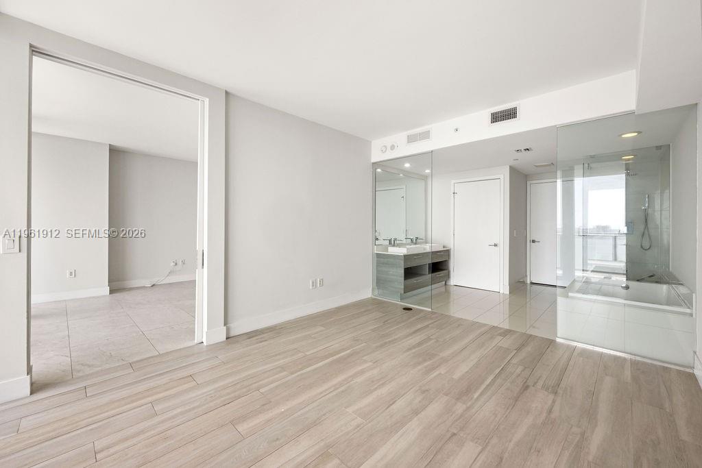 650 Northeast 32nd Street, Unit 2205 Miami, FL 33137 - Photo 15 of 56