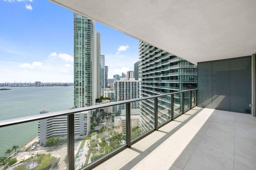 650 Northeast 32nd Street, Unit 2205 Miami, FL 33137 - Photo 8 of 56 a view of balcony with city view