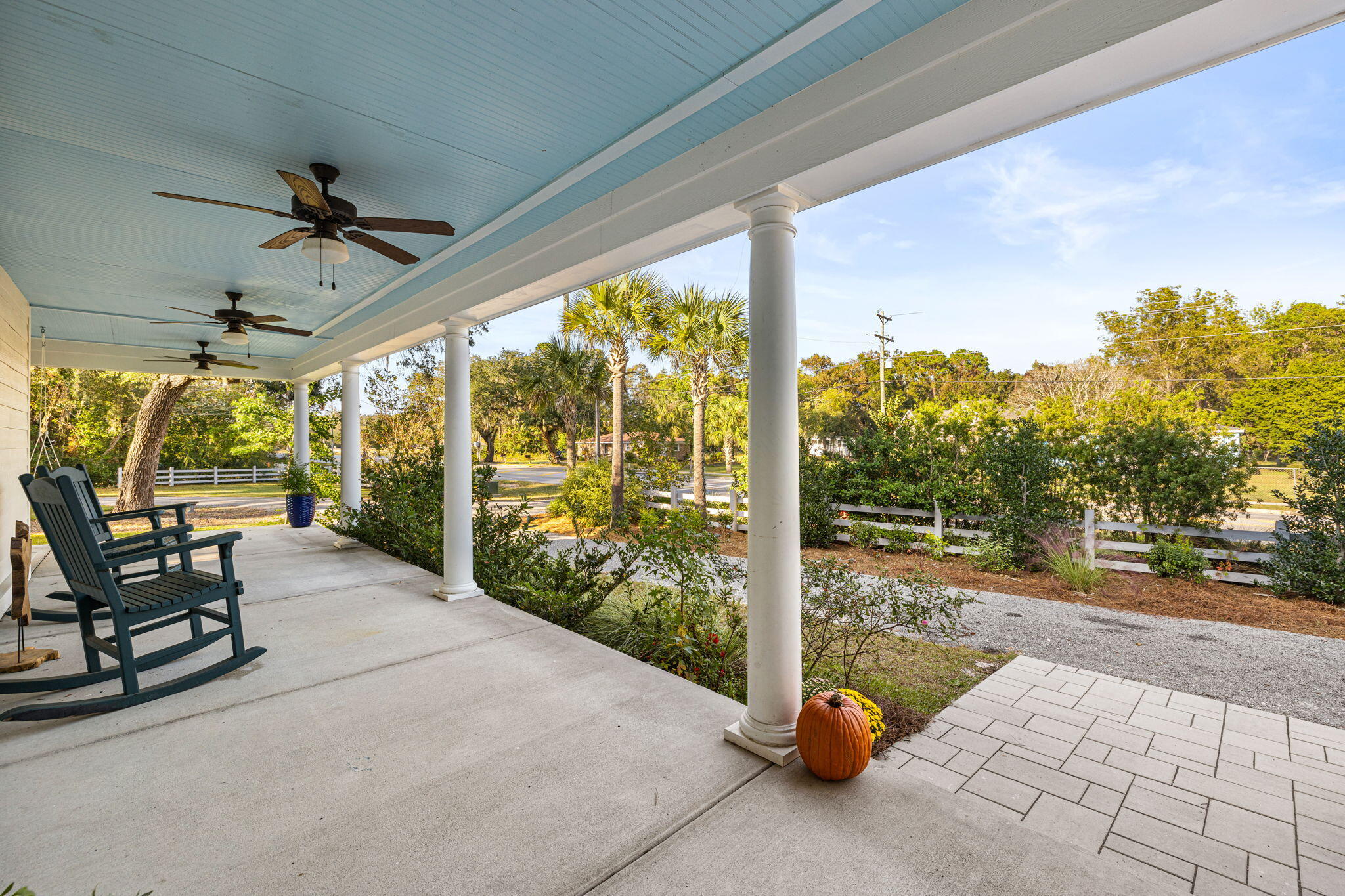 1333 Hamlin Road Mount Pleasant, SC 29466 - Photo 3 of 36 Real Wraparound Porch