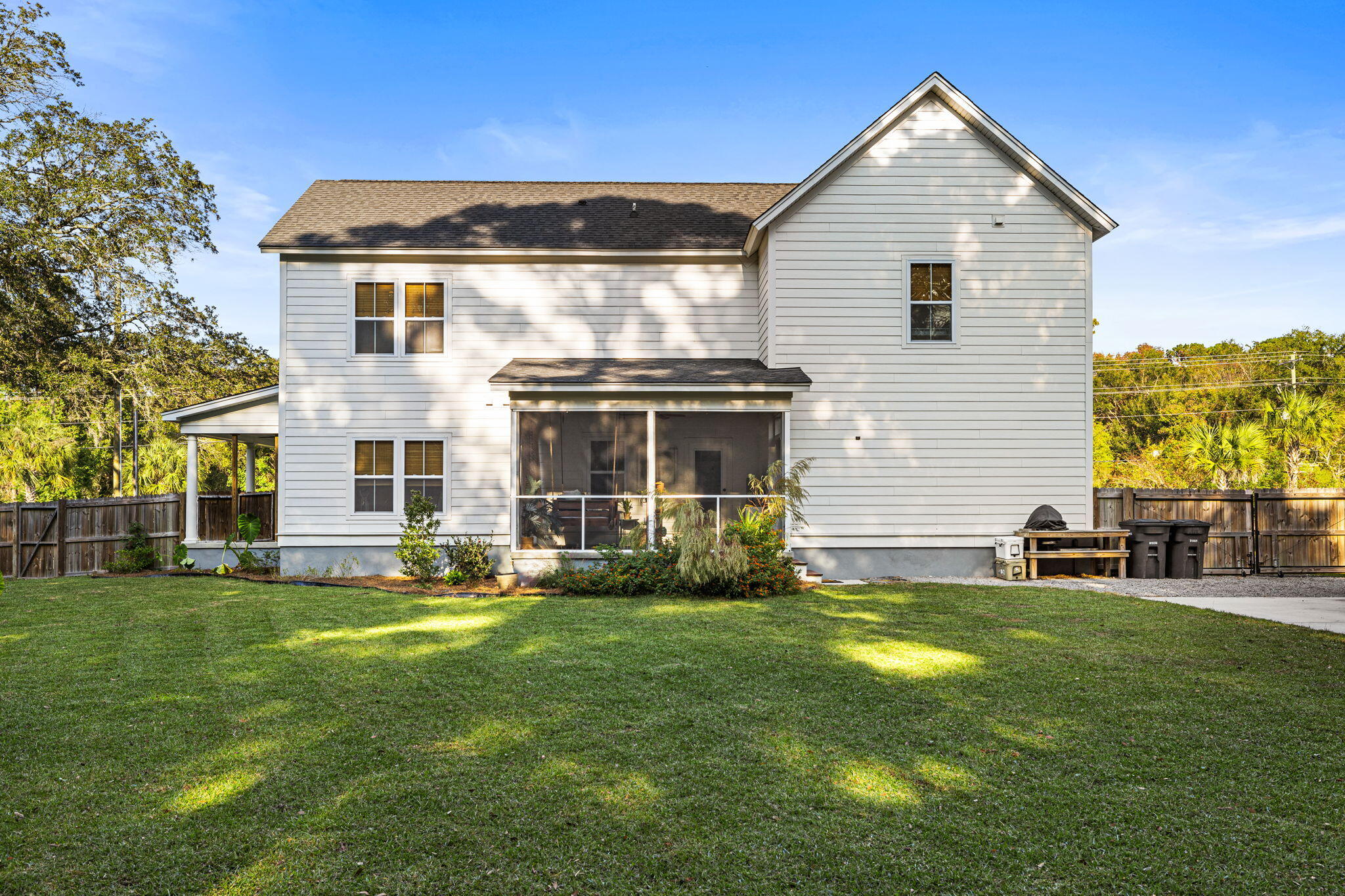 1333 Hamlin Road Mount Pleasant, SC 29466 - Photo 5 of 36 Rear View