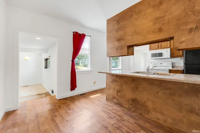 $179,900 | 108 West Smith Street, South Whitley, IN 46787