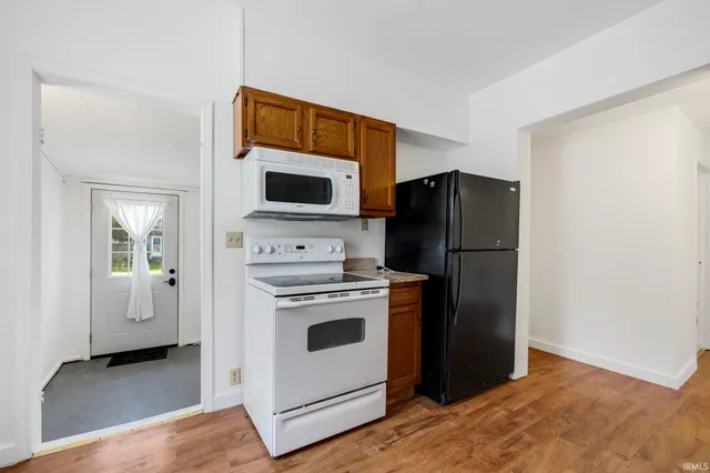 $179,900 | 108 West Smith Street, South Whitley, IN 46787