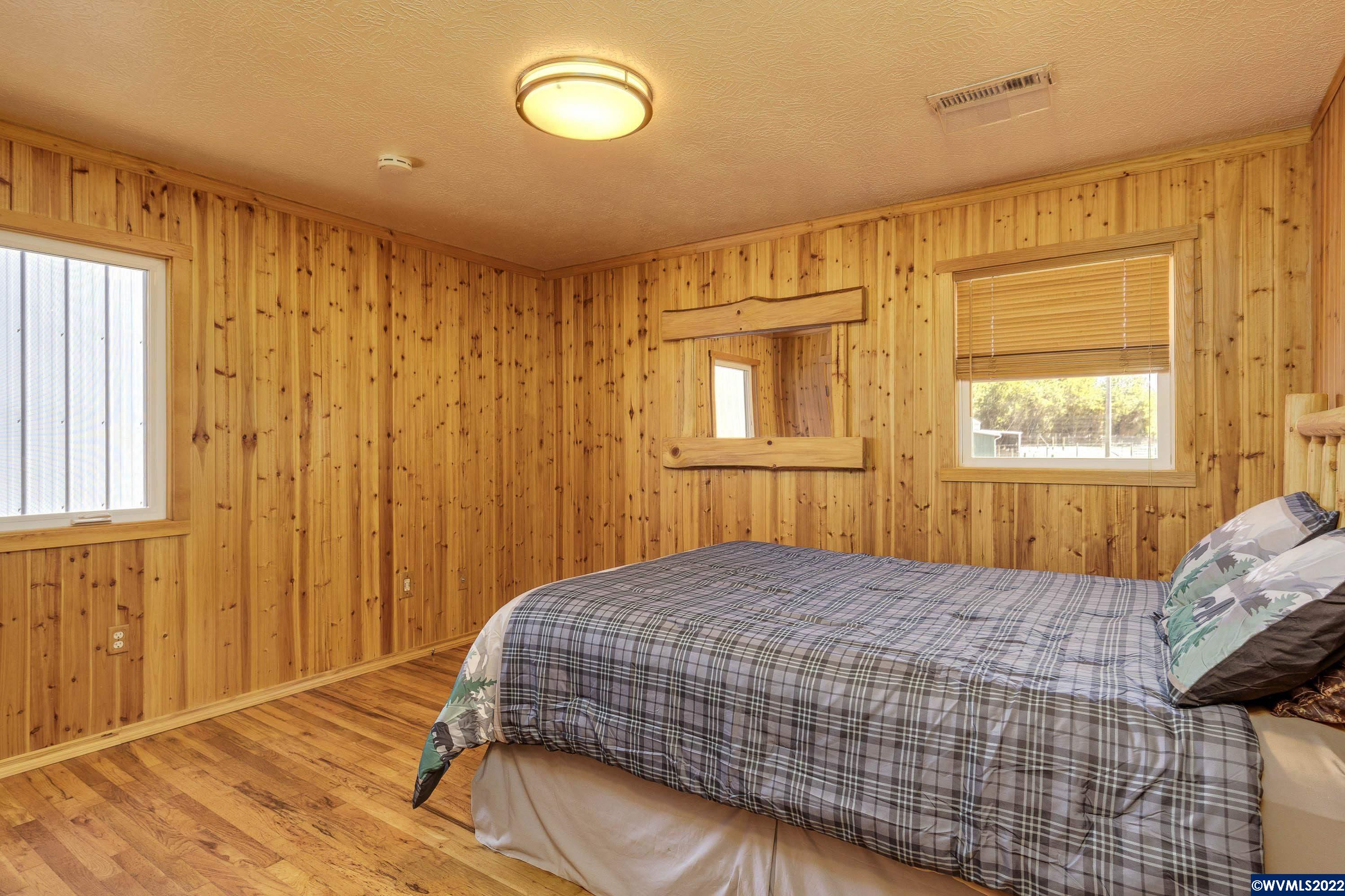 1382 Cordon Road Northeast Salem, OR 97317 - Photo 11 of 32 Gallery Image 11