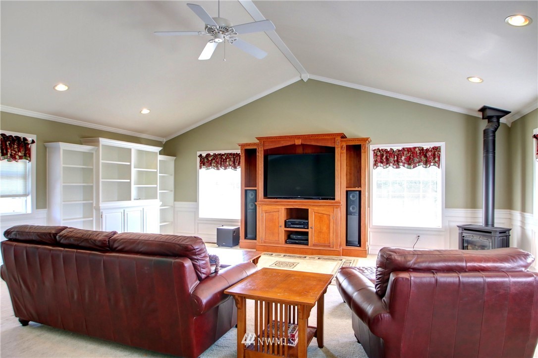 13694 Bayview Road Mount Vernon, WA 98273 - Photo 17 of 25