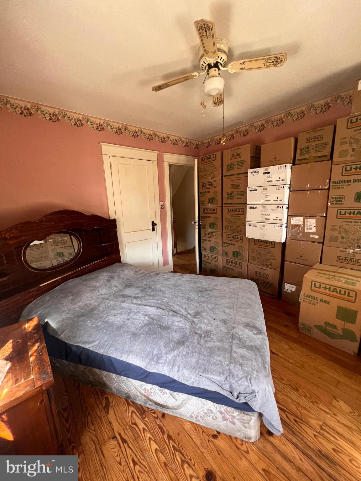 737 Philadelphia Avenue Reading, PA 19607 - Photo 11 of 16 Bedroom