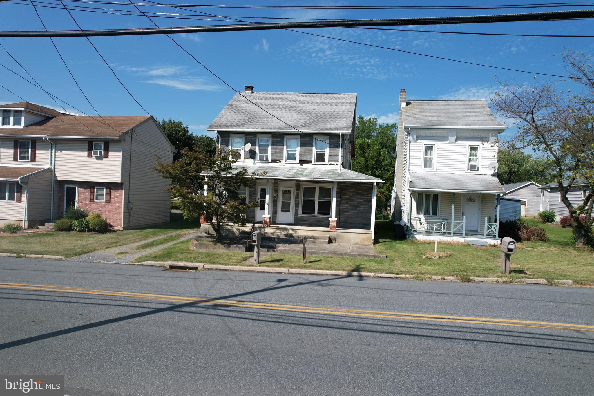 737 Philadelphia Avenue Reading, PA 19607 - Photo 16 of 16 Front View