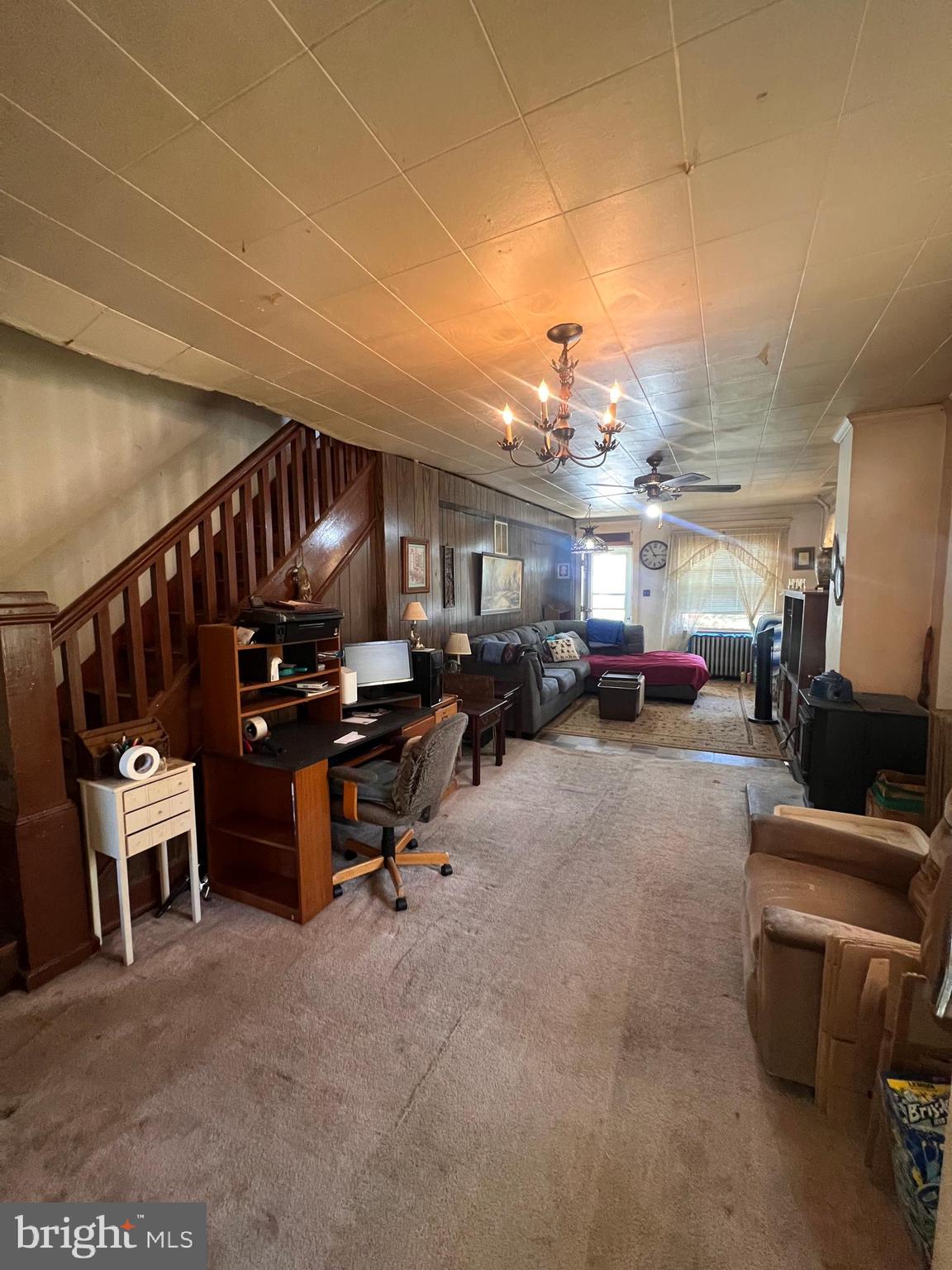 737 Philadelphia Avenue Reading, PA 19607 - Photo 3 of 16 Family Room