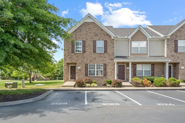 $1,795 | 2128 Victory Gallop Lane, Murfreesboro, TN 37128