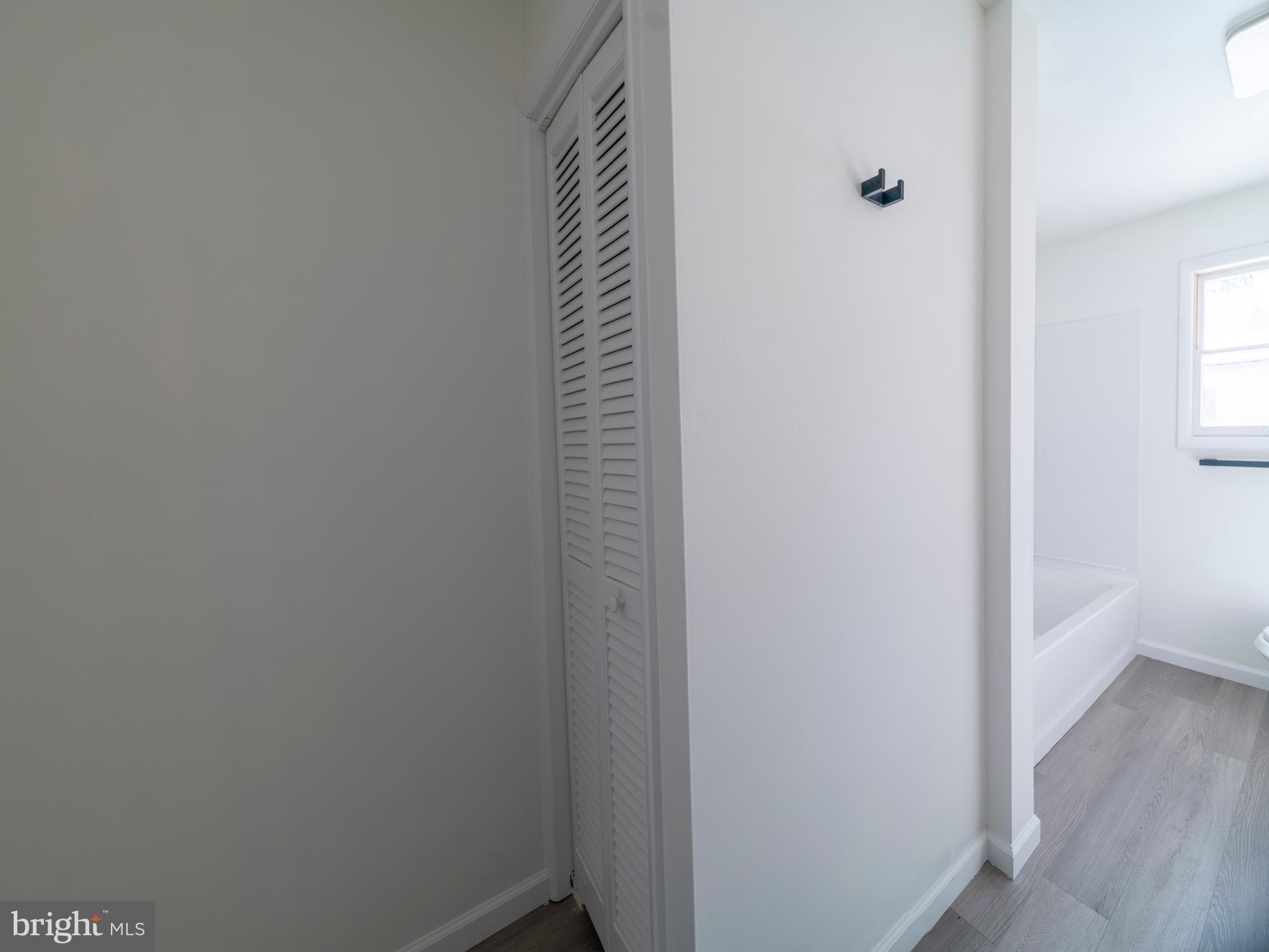 6152 Pigeon Hill Road Spring Grove, PA 17362 - Photo 20 of 35 a small space with a window