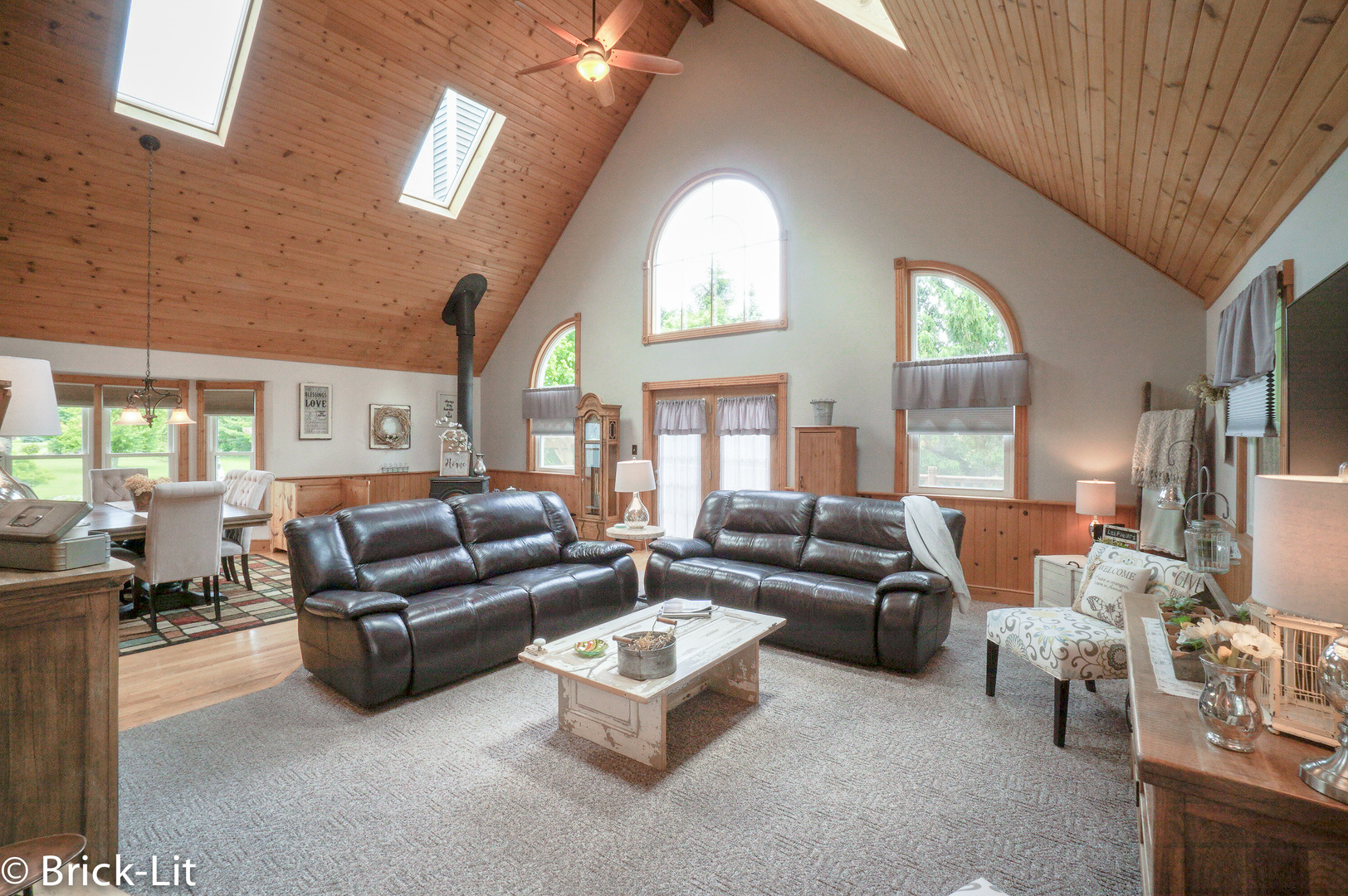 23959 South Schoolhouse Road Manhattan, IL 60442 - Photo 11 of 31 a living room with furniture and a large window