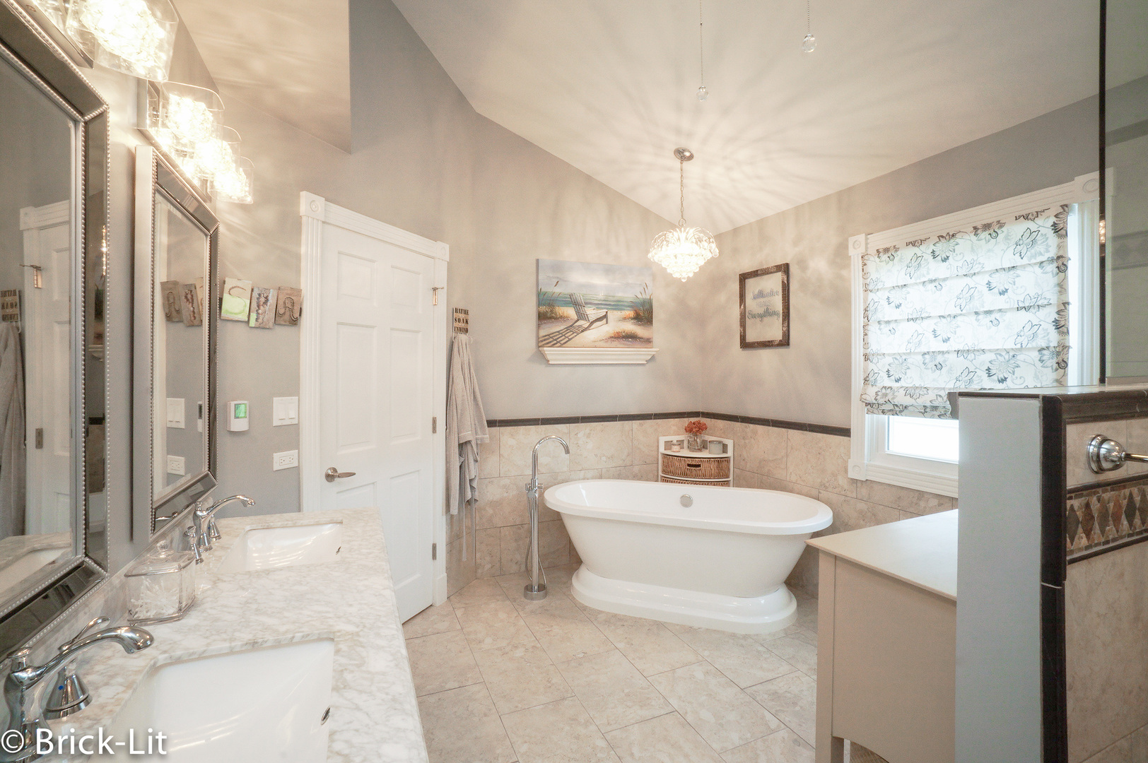 23959 South Schoolhouse Road Manhattan, IL 60442 - Photo 27 of 31 a bathroom with a sink a toilet and shower