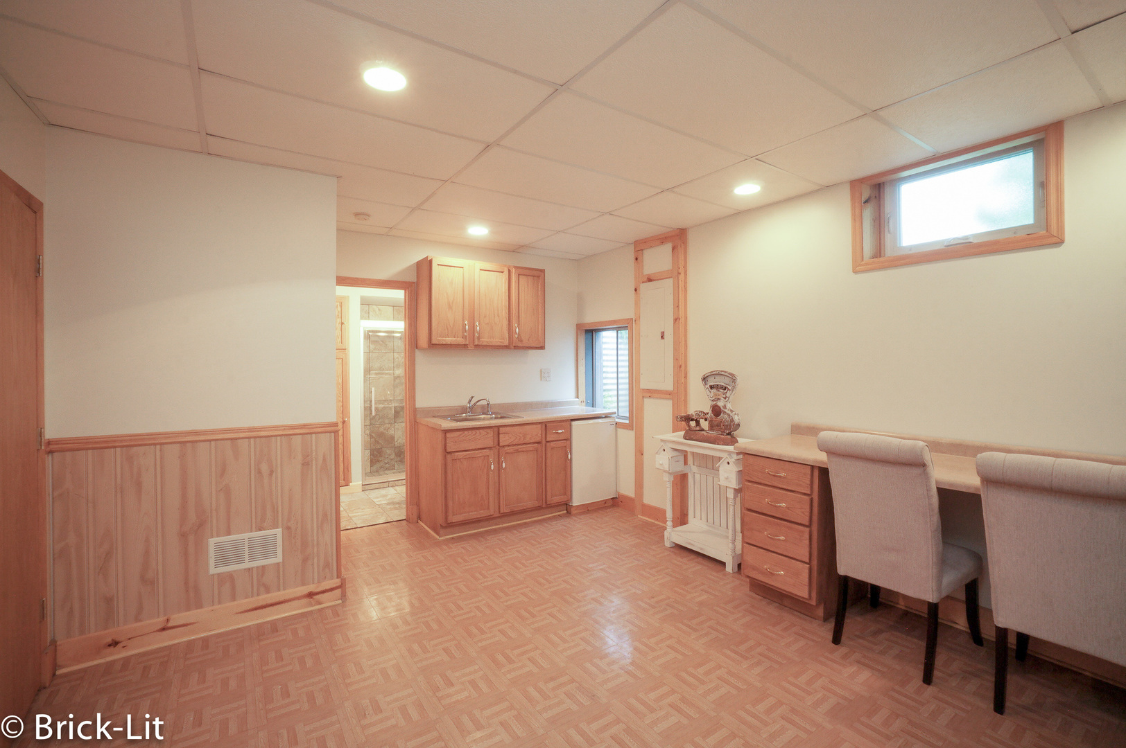 23959 South Schoolhouse Road Manhattan, IL 60442 - Photo 30 of 31 a large kitchen with a table and chairs in it