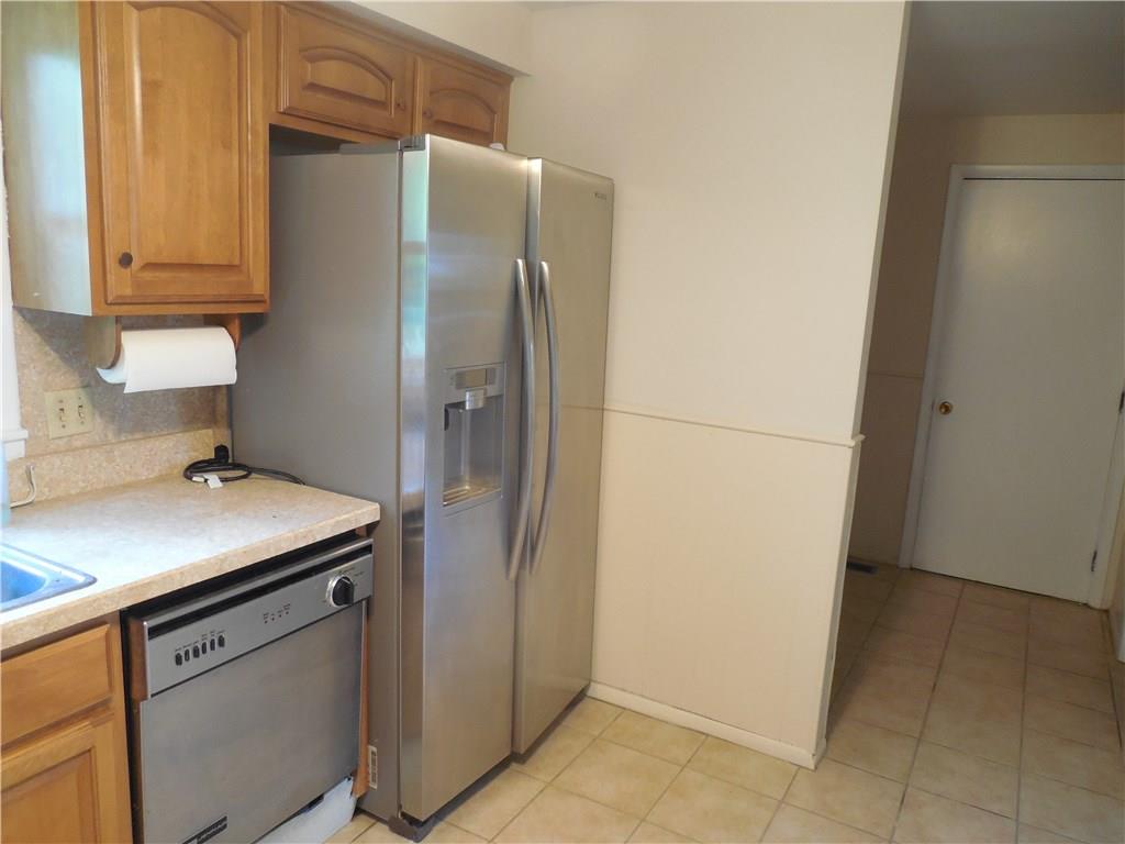 10012 Heather Hills Road Indianapolis, IN 46229 - Photo 13 of 34 Gallery Image 13