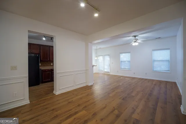 $1,900 | 2555 Flat Shoals Road, Unit 1402, College Park, GA 30349